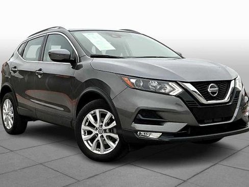 Certified 2021 Nissan Rogue Sport SV image 2