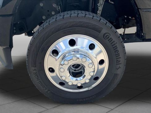 Used 2025 Ford F450 Platinum w/ FX4 Off-Road Package AWD/4WD image 10