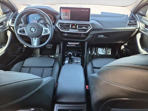 Used 2024 BMW X4 xDrive30i AWD/4WD image 18