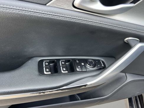 Used 2019 Kia Stinger GT image 19