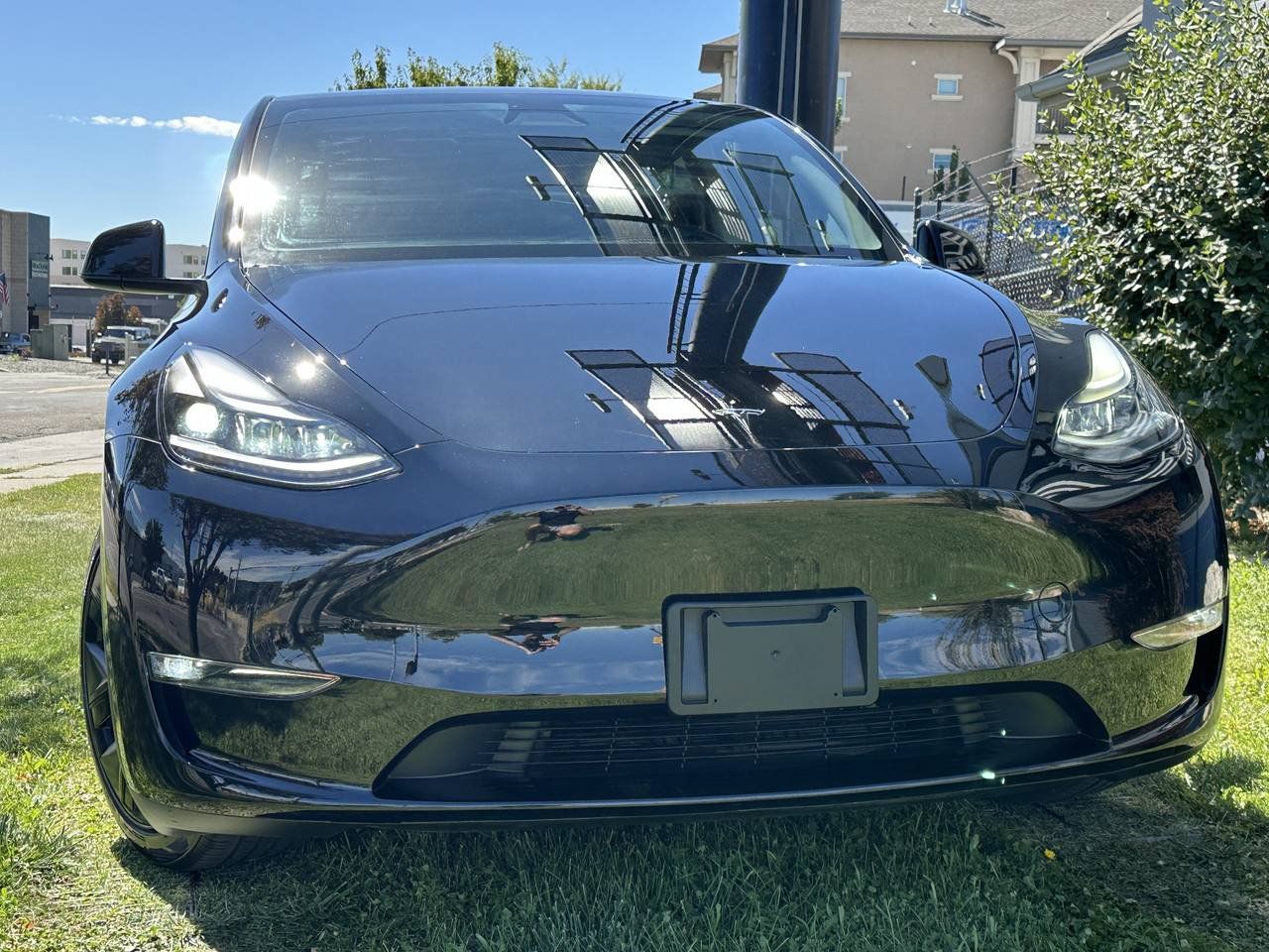 Used 2025 Tesla Model Y Long Range AWD/4WD image 4