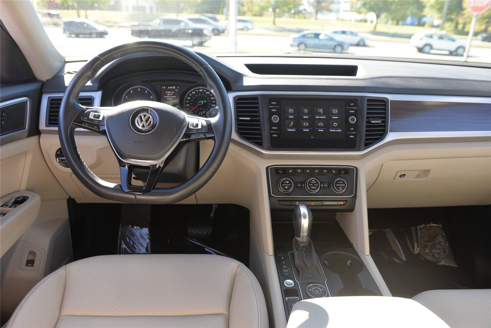 Used 2018 Volkswagen Atlas SE AWD/4WD image 21