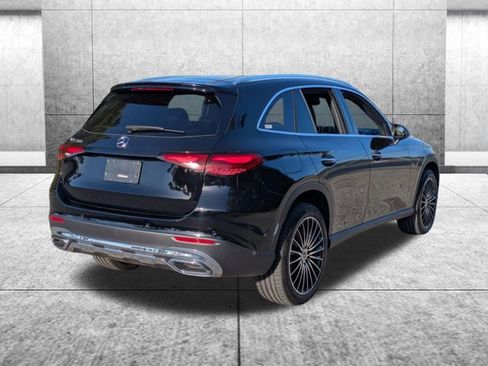 Certified 2025 Mercedes-Benz GLC 300 image 3
