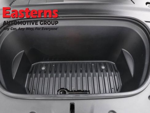 Used 2021 Tesla Model Y Long Range image 7