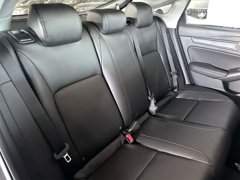 New 2025 Acura Integra image 24