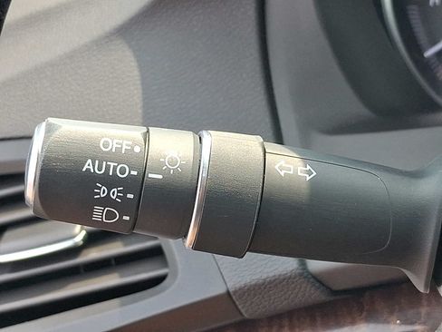 Used 2019 Acura MDX SH-AWD image 24