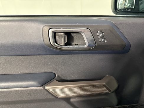 Used 2021 Ford Bronco Outer Banks image 24