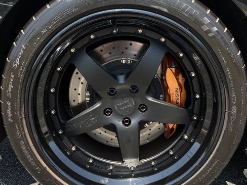 Used 2016 Nissan GT-R Premium AWD/4WD image 24