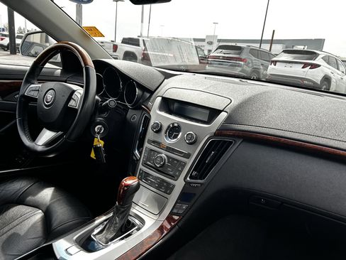 Used 2010 Cadillac CTS Luxury image 14