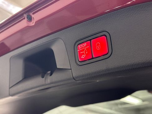 Used 2026 Mercedes-Benz GLA 250 4MATIC image 8