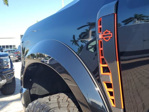 New 2025 Ford F250 Lariat w/ Lariat Ultimate Package image 11