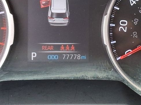 Used 2020 Toyota RAV4 LE w/ All Weather Liner Package AWD/4WD image 20