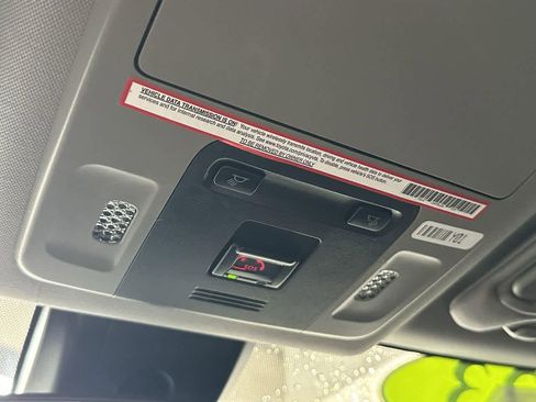 Used 2023 Toyota Camry SE image 18