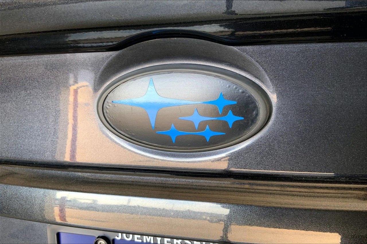 Used 2016 Subaru WRX Limited AWD/4WD image 31