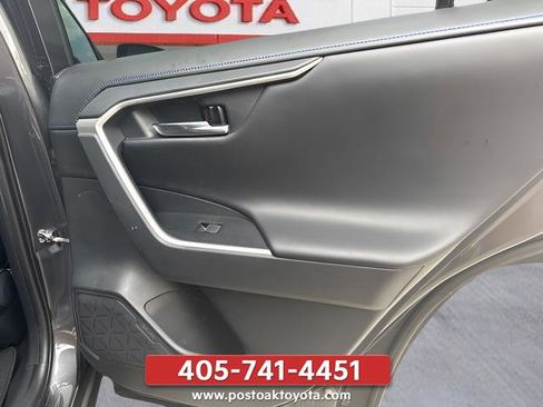 Used 2019 Toyota RAV4 XSE AWD/4WD image 9