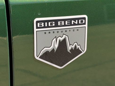 Used 2023 Ford Bronco Big Bend w/ Sasquatch Package AWD/4WD image 42
