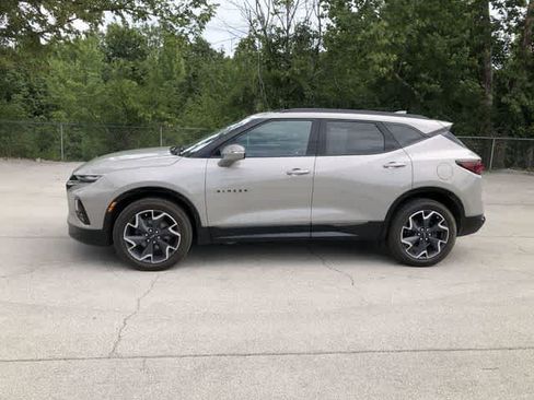 Used 2021 Chevrolet Blazer RS AWD/4WD image 3