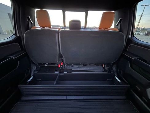 Used 2024 Ford F450 Platinum w/ FX4 Off-Road Package image 45