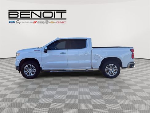 Used 2026 Chevrolet Silverado 1500 LTZ image 4