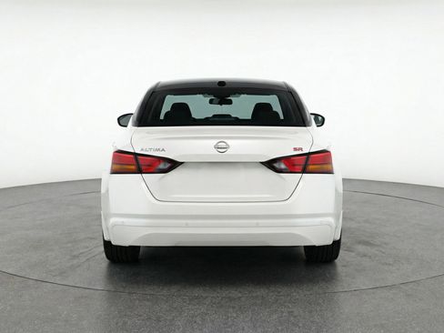 Used 2025 Nissan Altima 2.5 SR image 7