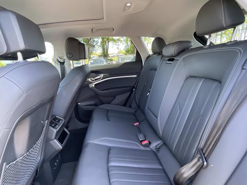 Used 2021 Audi e-tron Premium AWD/4WD image 12