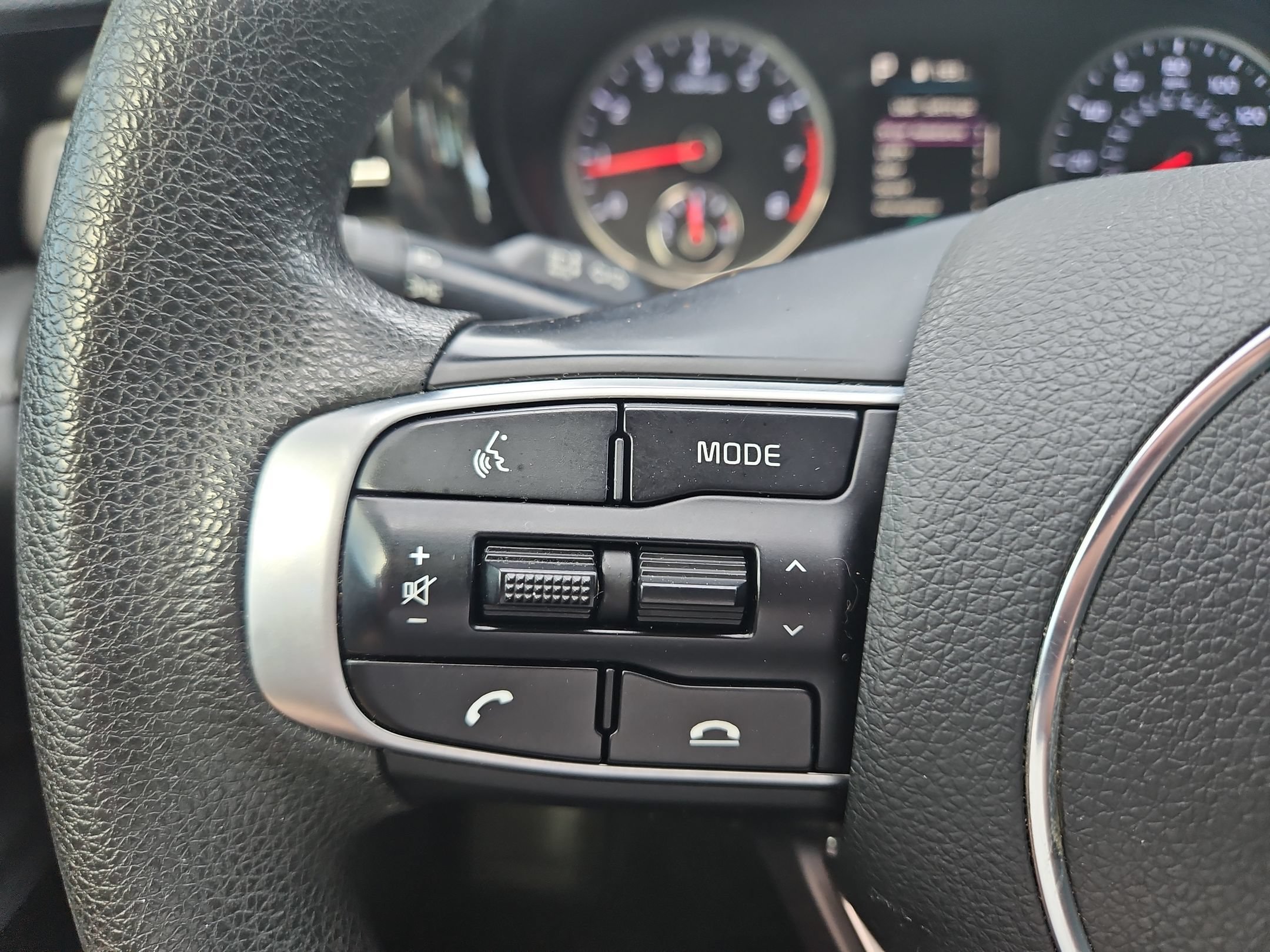 Used 2021 Kia K5 LX FWD image 27