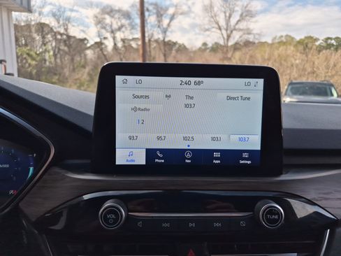 Used 2020 Ford Escape Titanium w/ Titanium Premium Package 2.0 image 36