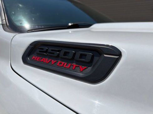 Used 2022 RAM 2500 Big Horn w/ Night Edition AWD/4WD image 8