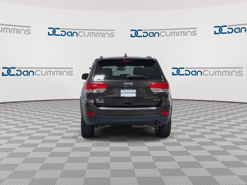 Used 2017 Jeep Grand Cherokee Limited AWD/4WD image 7