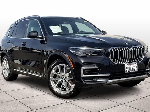 Used 2023 BMW X5 sDrive40i w/ Premium Package image 2