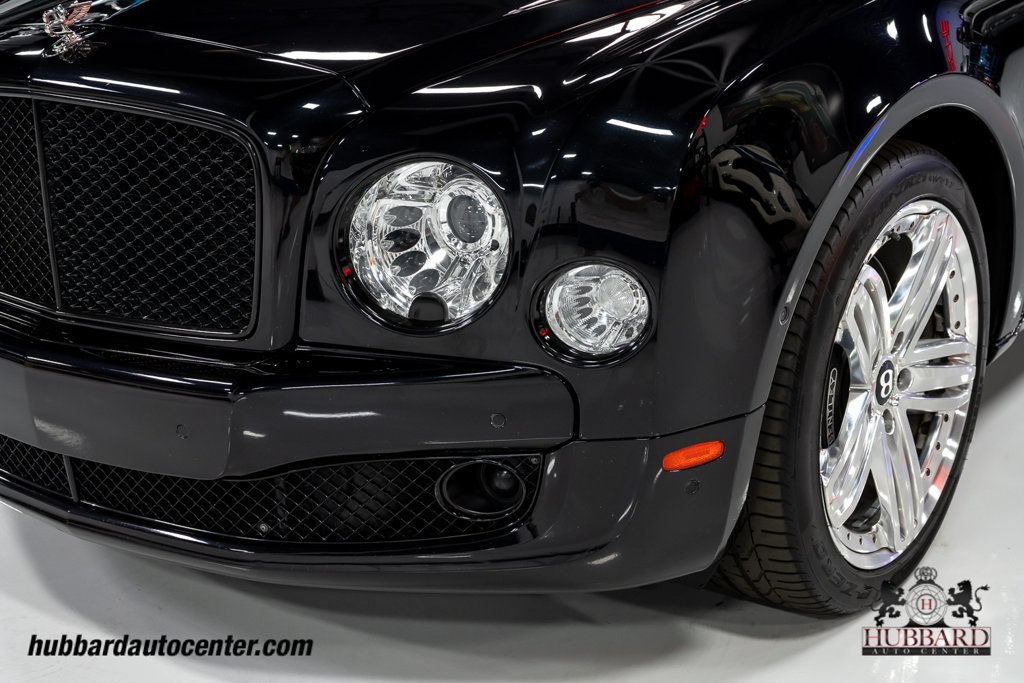 Used 2016 Bentley Mulsanne RWD image 12