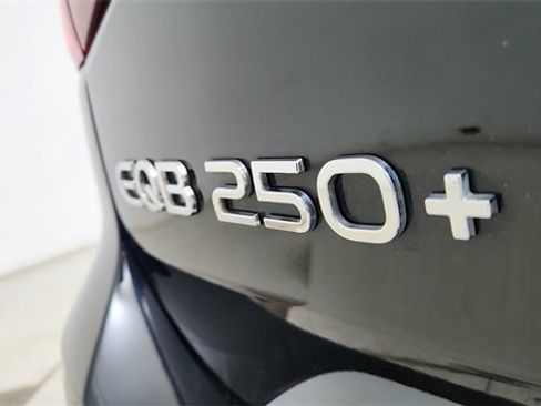 Used 2024 Mercedes-Benz EQB 250+ w/ Driver Assistance Package image 17