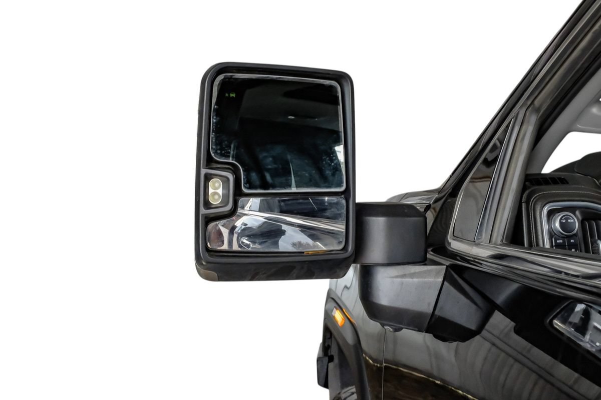 Used 2023 GMC Sierra 2500 Denali w/ Denali Black Diamond Edition AWD/4WD image 40