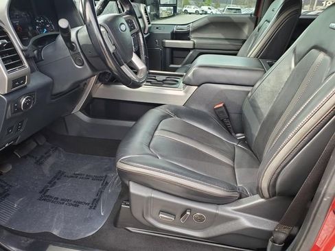 Used 2022 Ford F250 Platinum w/ Tremor Off-Road Package image 14