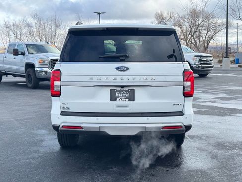 Used 2023 Ford Expedition Max XLT image 7