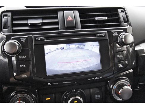 Used 2018 Toyota 4Runner TRD Off-Road Premium AWD/4WD image 27