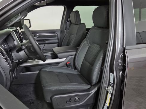 New 2026 RAM 1500 4x4 Crew Cab image 11