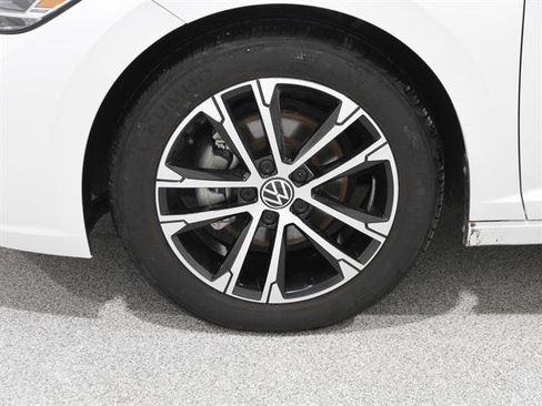 Used 2023 Volkswagen Jetta Sport image 20