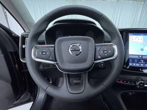 New 2026 Volvo XC40 B5 Plus w/ Protection Package Premier image 11