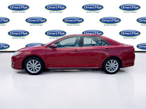 Used 2013 Toyota Camry XLE FWD image 4