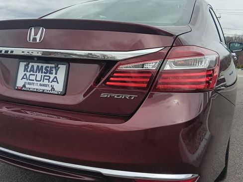 Used 2016 Honda Accord Sport image 5
