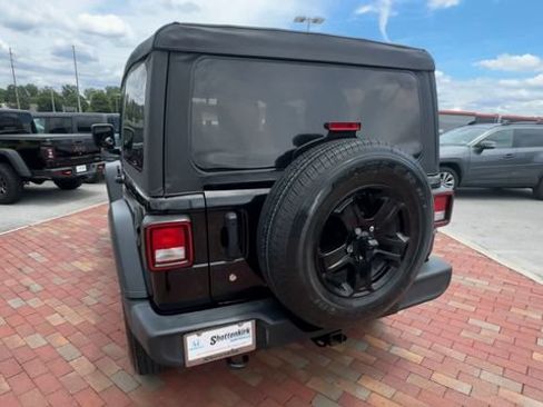 Used 2020 Jeep Wrangler Sport AWD/4WD image 9