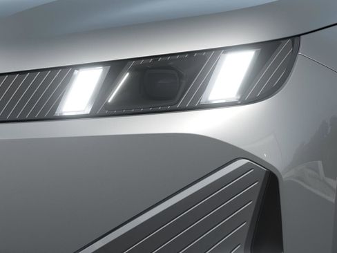 New 2026 BMW iX xDrive60 image 6