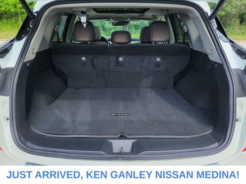 Certified 2024 Nissan Murano Platinum w/ Cargo Package AWD/4WD image 18