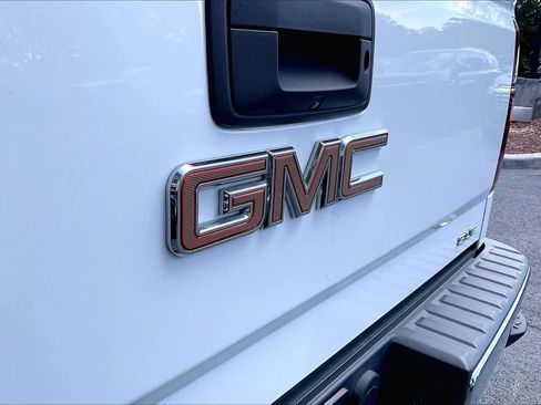 Used 2016 GMC Sierra 1500 SLE w/ SLE Preferred Package AWD/4WD image 9