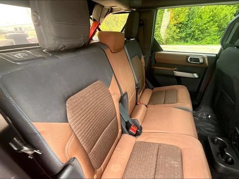 Used 2023 Ford Bronco Outer Banks AWD/4WD image 26