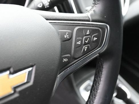 Used 2024 Chevrolet Equinox LT AWD/4WD image 24