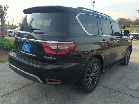 Used 2024 Nissan Armada Platinum w/ Captain's Chairs Package image 7