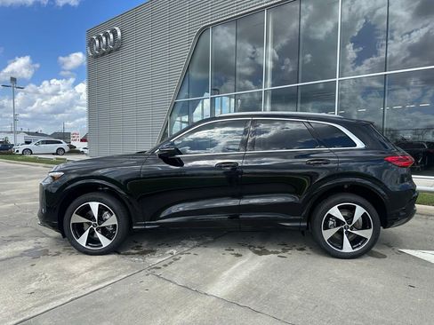 New 2025 Audi Q5 Premium Plus image 3