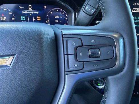 Used 2025 Chevrolet Silverado 1500 LT image 25